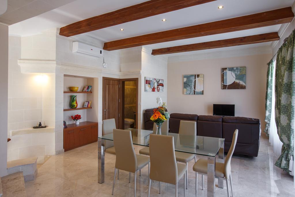 Carini Farmhouses Gharb  Luaran gambar